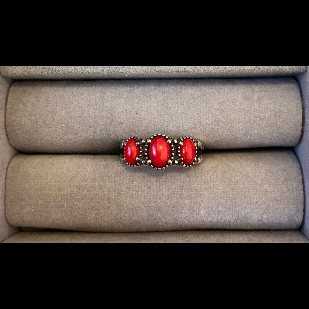 QVC RING